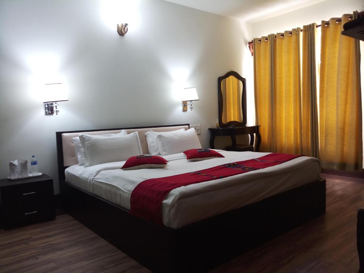 Hotel Japfu Kohima Kültér fotó