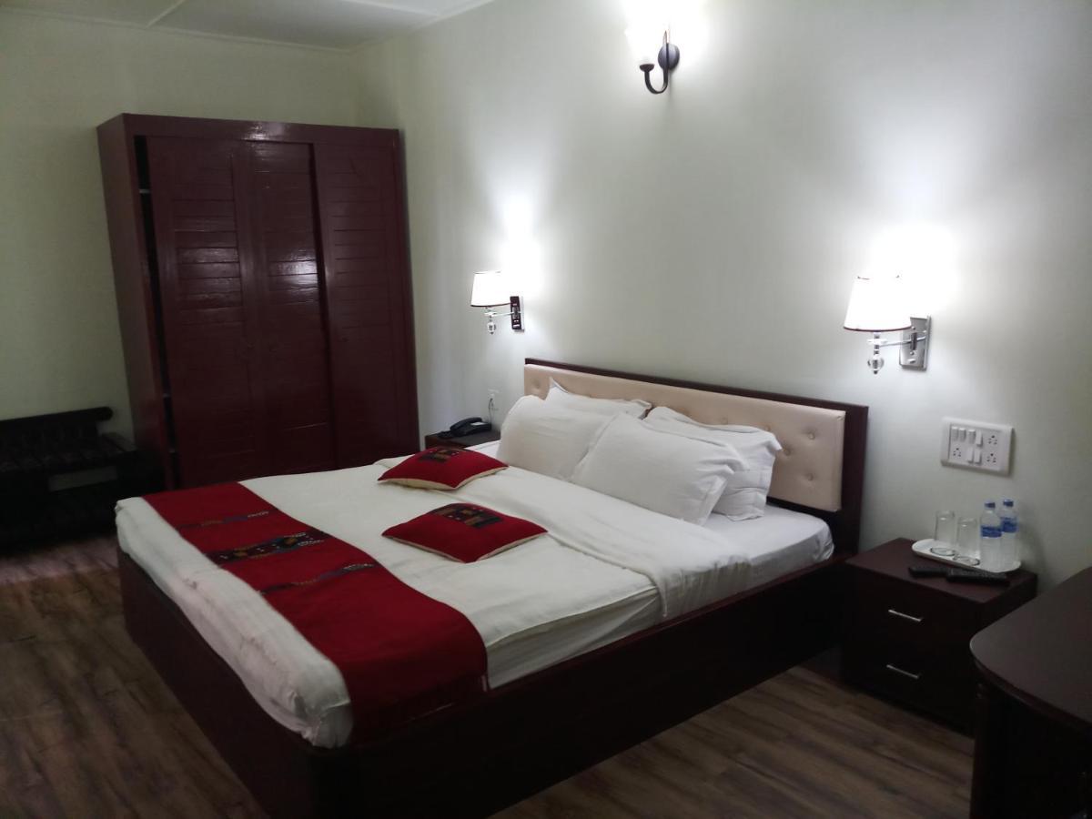 Hotel Japfu Kohima Kültér fotó