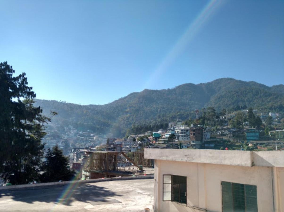 Hotel Japfu Kohima Kültér fotó